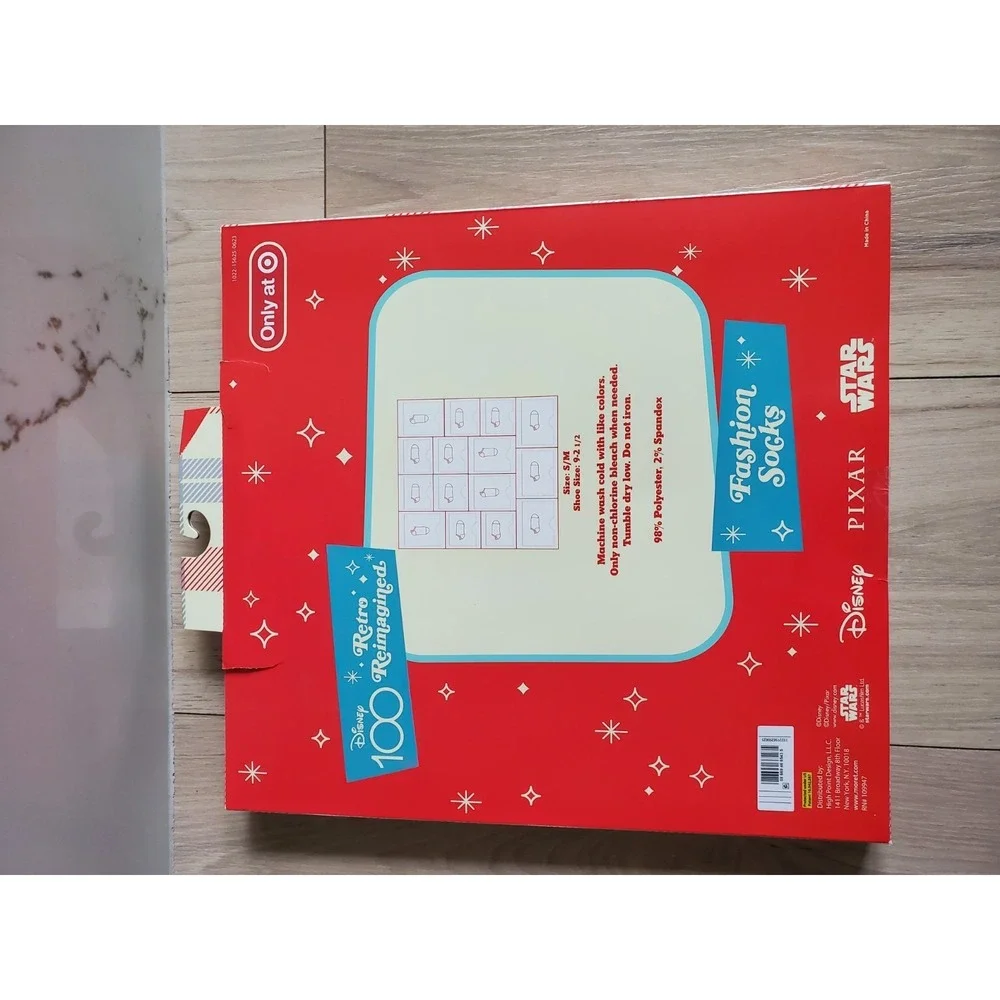 Disney 100 Retro Socks Boys 9-2.5 15 Days Fashion Advent Calendar New‎
